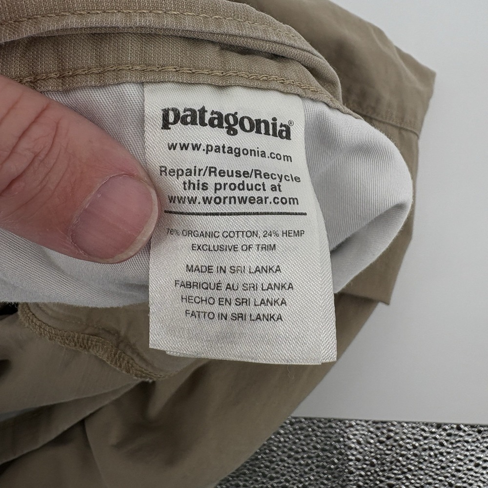 Patagonia Organic Cotton Flat Front Men's Shorts Size 38 Casual Neutral Outdoors - Picture 5 of 12